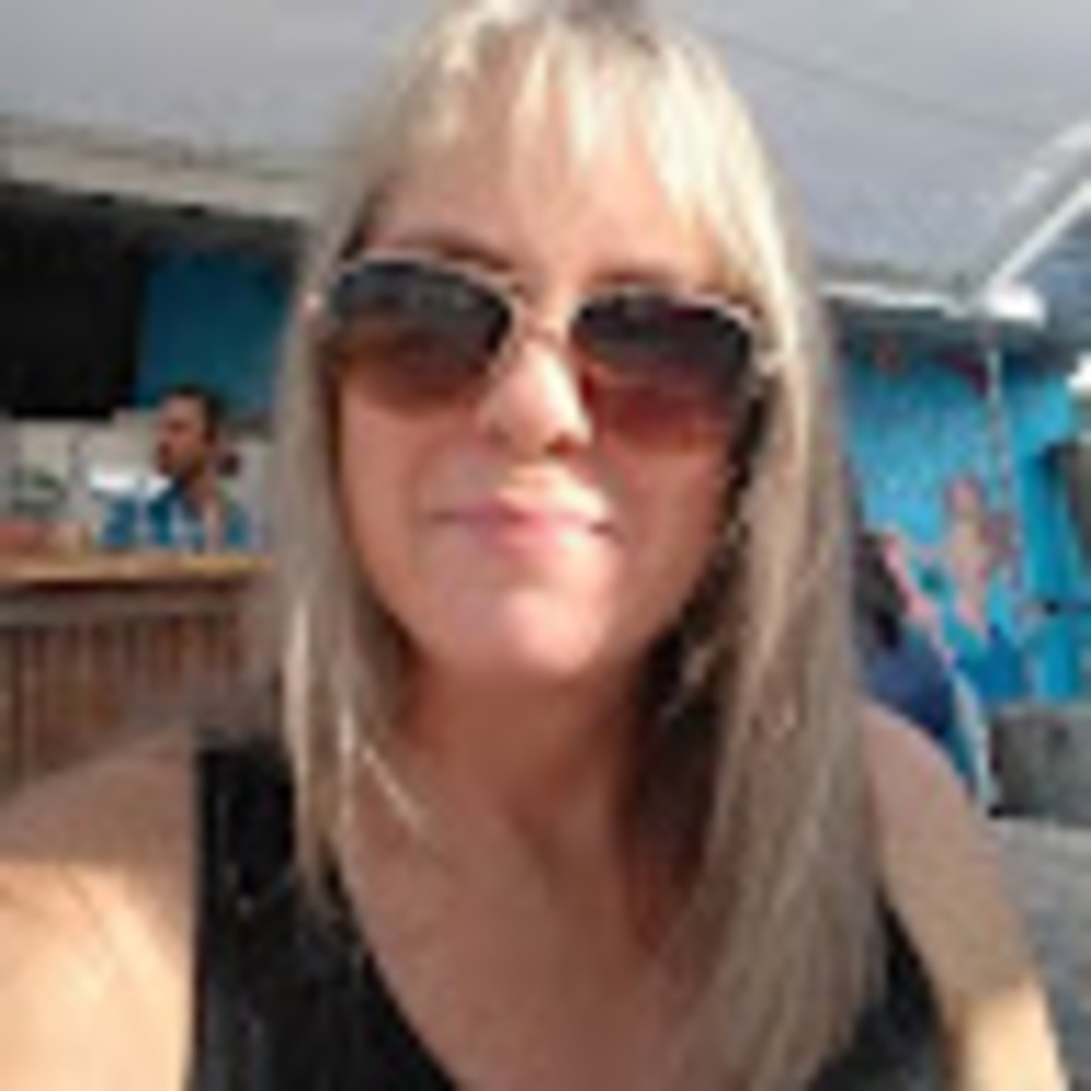 Meet your Posher, Bobbie